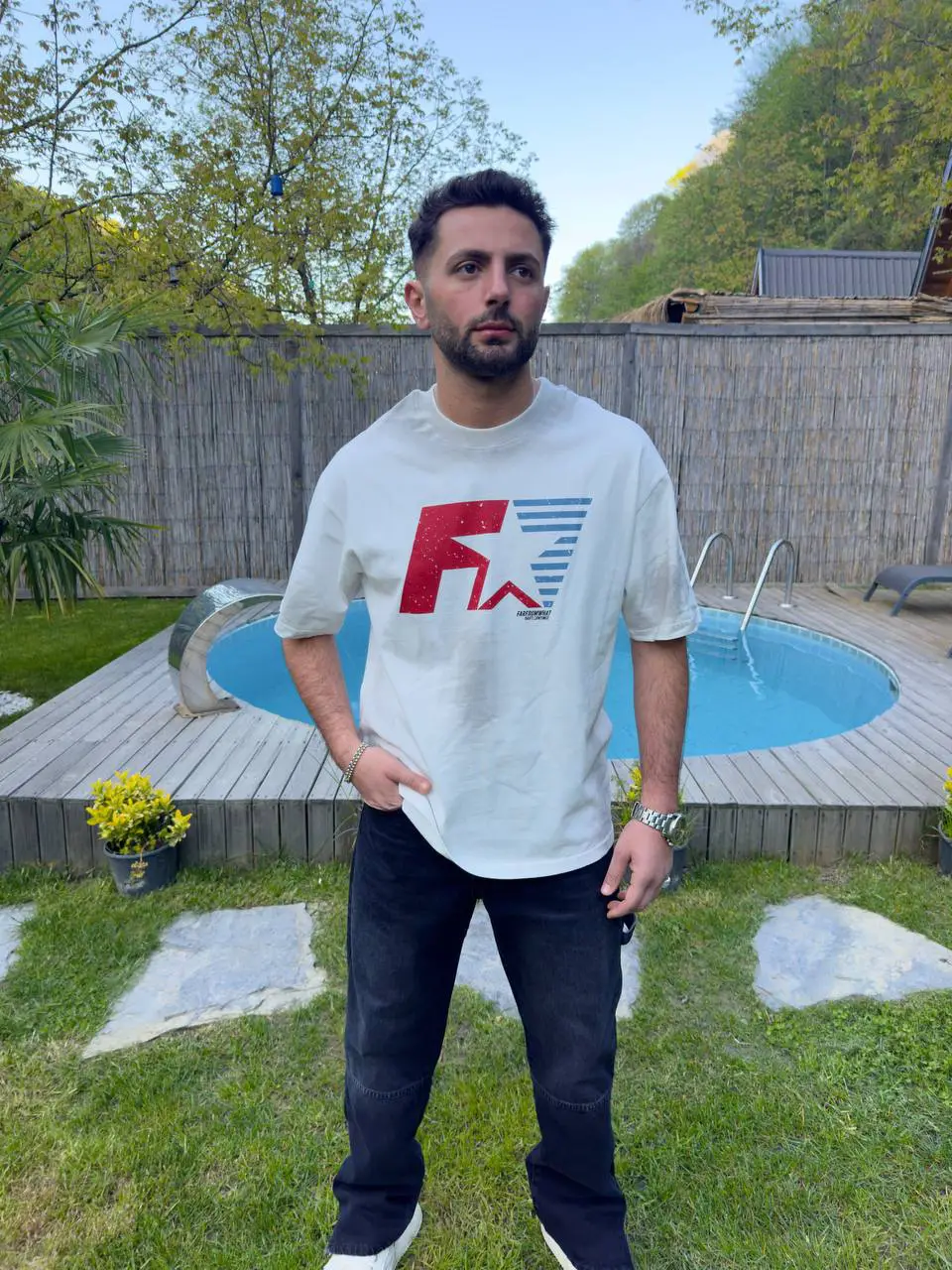 Beyaz Oversize F23 Baskılı Tshirt